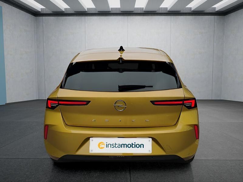 Gebraucht Opel Astra 110 PS (80 kW) 2024 Gelb Limousine