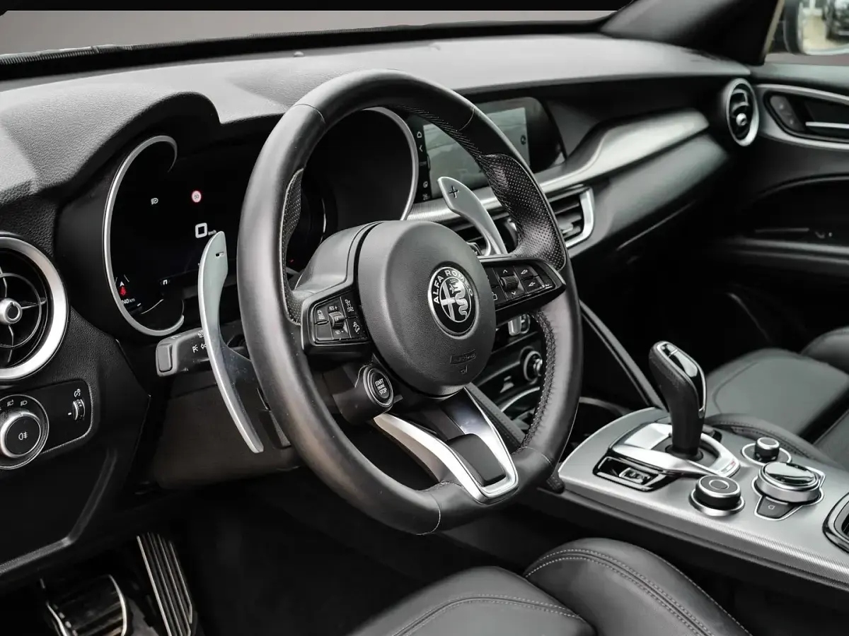 Gebraucht Alfa Romeo Stelvio Veloce 280 PS (205 kW) 2024 Manufacturer SUV