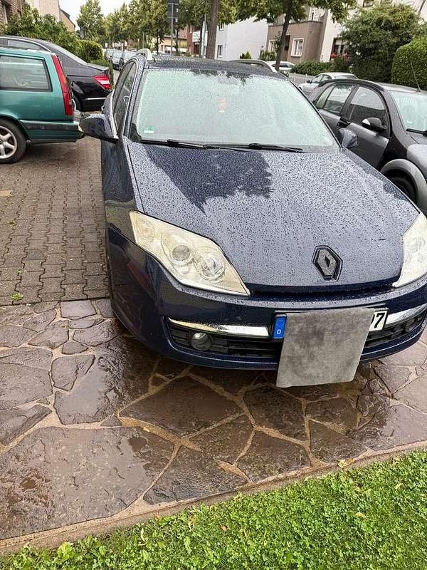 Blau Gebraucht 2008 Renault Laguna GrandTour Kombi | 3.700 € (Etwas zu teuer) - Bild 1/4