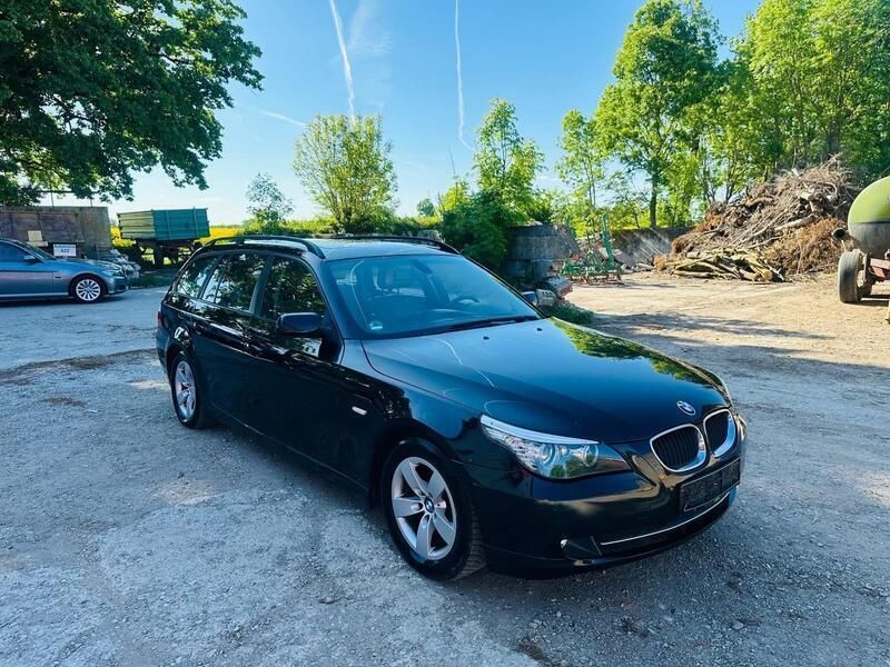 Schwarz Gebraucht 2009 BMW 520 Advantage Kombi | 3.450 € (Superpreis) - Bild 1/4