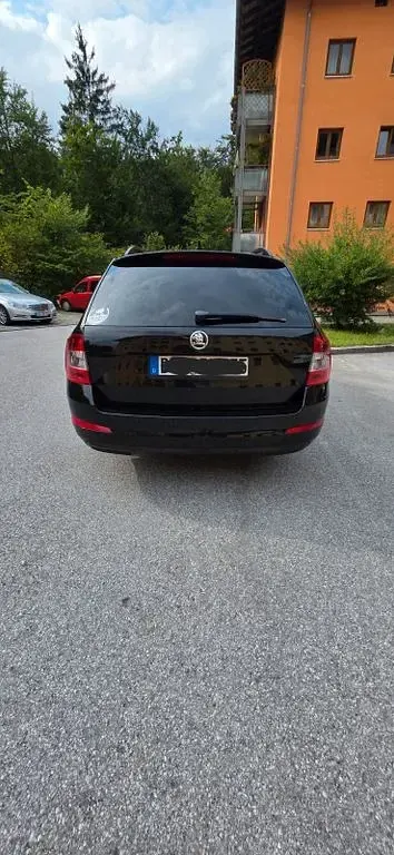 Gebraucht Skoda Octavia Elegance 150 PS (110 kW) 2014 Schwarz Kombi
