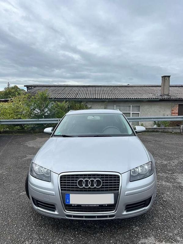 Gebraucht 2006 Audi A3 Sportback Ambition Kombi | 3.990 € (Fairer Preis) - Bild 1/4
