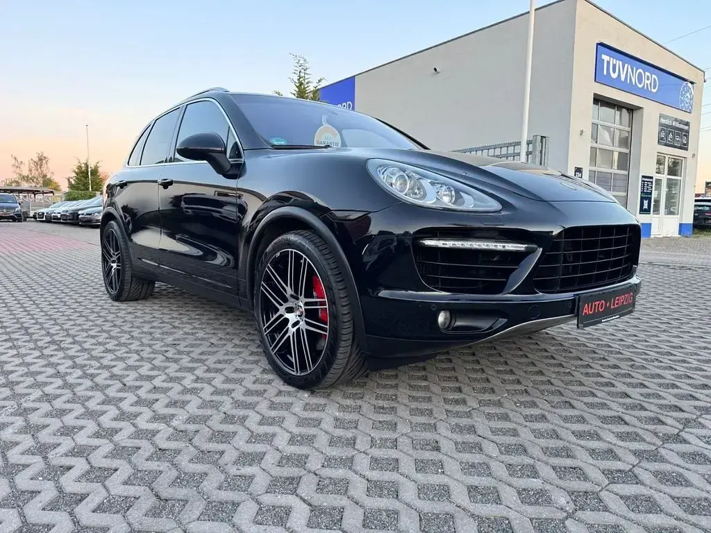 Gebraucht Porsche Cayenne 500 PS (367 kW) 2012 Schwarz SUV