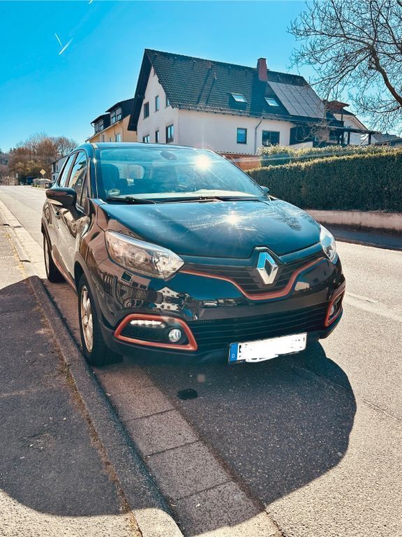 Schwarz Gebraucht 2014 Renault Captur Experience SUV | 5.800 € (Superpreis) - Bild 1/4