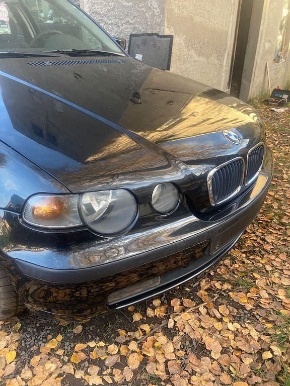 Gebraucht BMW 318 150 PS (110 kW) 2003 Schwarz Kleinwagen