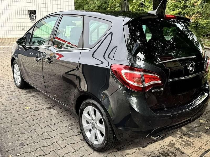 Schwarz Gebraucht 2015 Opel Meriva Edition Van / Kleinbus | 3.799 € (Guter Preis) - Bild 1/4