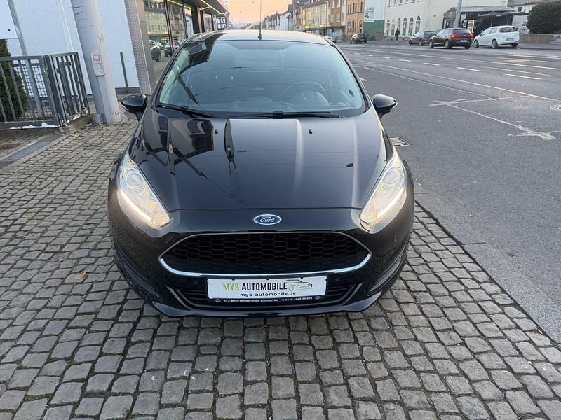 Gebraucht Ford Fiesta Trend 82 PS (60 kW) 2017 Schwarz Kleinwagen