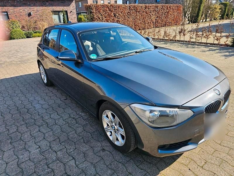 Gebraucht BMW 118 170 PS (125 kW) 2011 Andere farben Kleinwagen