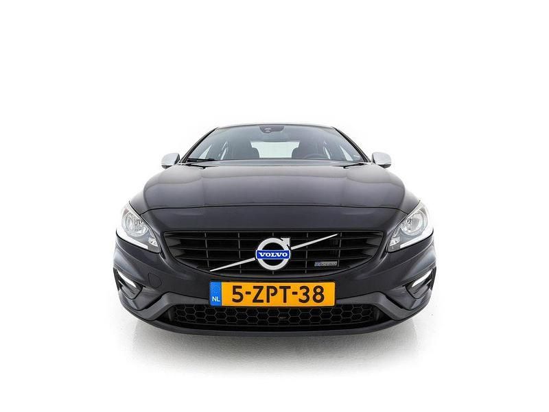 Gebraucht Volvo S60 R-Design Summum 150 PS (110 kW) 2015 Schwarz Limousine