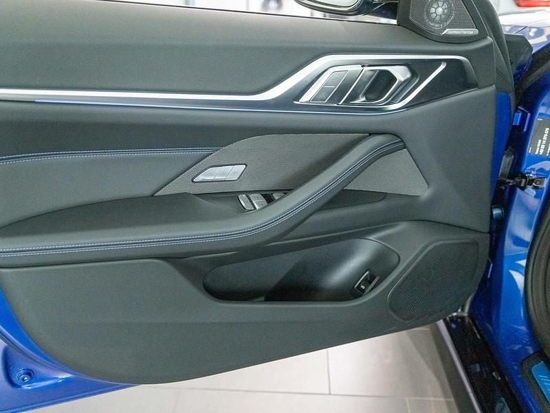 Gebraucht BMW i4 Performance 210 kW (286 PS) 2024 Portimao blau metallic Limousine