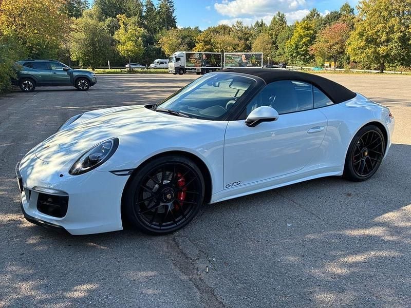Weiß Gebraucht 2018 Porsche 911 Carrera GTS Cabrio | 128.500 € (Guter Preis) - Bild 1/4
