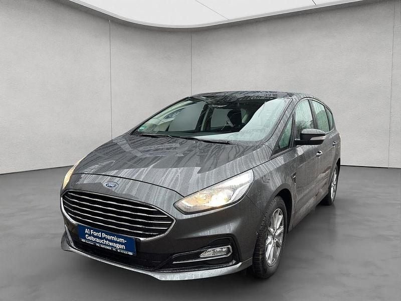 Grau Gebraucht 2023 Ford S-MAX Trend Van / Kleinbus | 23.900 € (Superpreis) - Bild 1/4