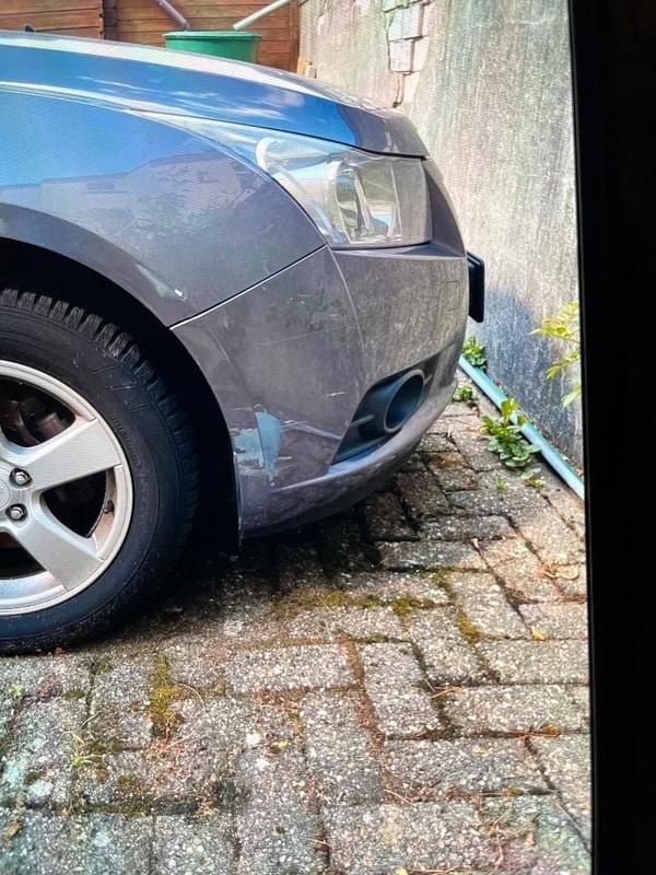 Gebraucht Chevrolet Cruze 141 PS (103 kW) 2011 Grau Limousine