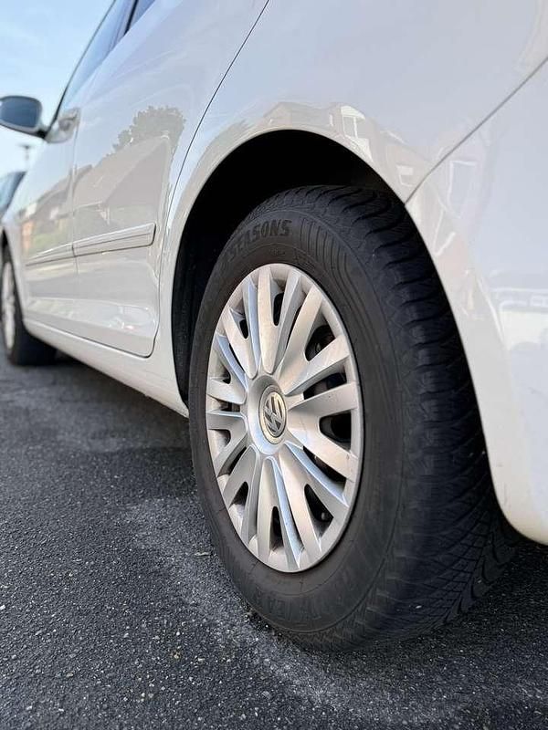 Gebraucht VW Golf VII Comfortline 80 PS (58 kW) 2013 Limousine