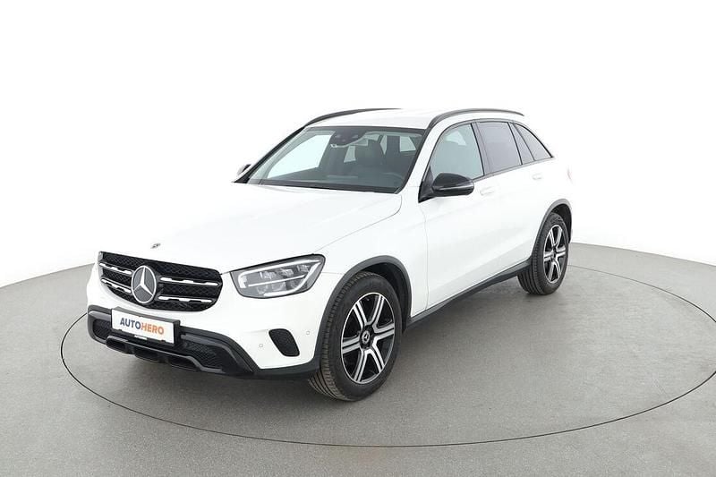 Weiß Gebraucht 2019 Mercedes GLC220 SUV | 29.820 € (Guter Preis) - Bild 1/3