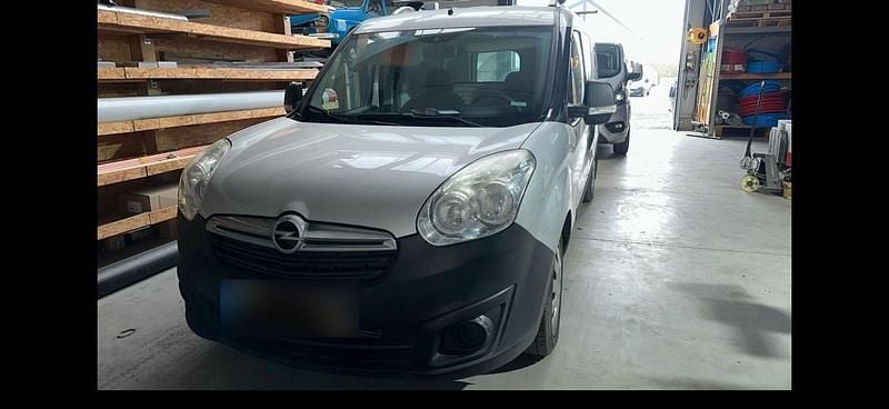 Second-hand Opel Combo 120 CP (88 kW) 2016 Argintiu Monovolum