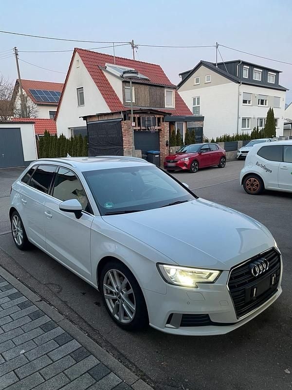 Gebraucht Audi A3 S-Line 150 PS (110 kW) 2017 Weiß Kleinwagen