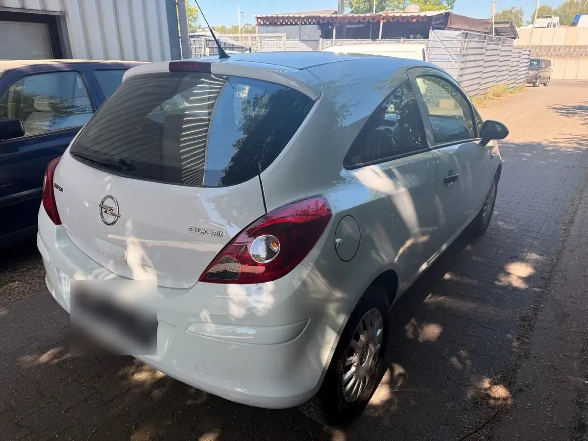 Gebraucht Opel Corsa Eco 75 PS (55 kW) 2012 Weiß Kleinwagen