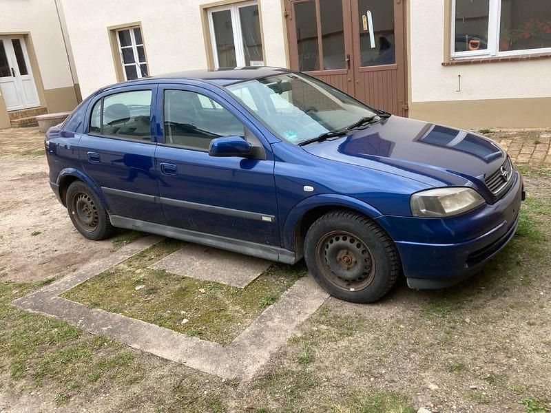 Gebraucht Opel Astra 84 PS (61 kW) 2004 Blau Limousine