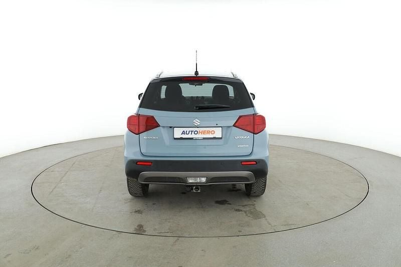 Second-hand Suzuki Vitara 140 CP (102 kW) 2019 Albastru SUV