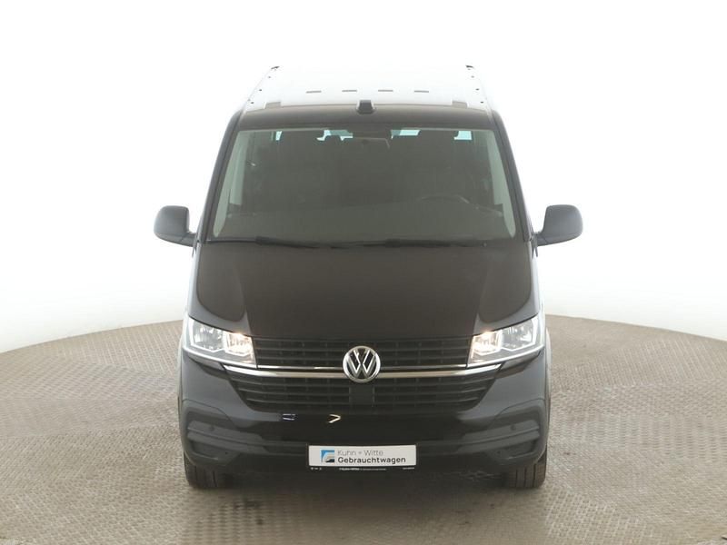 Usado VW Multivan Family 110 HP (80 kW) 2021 Preto Monovolume