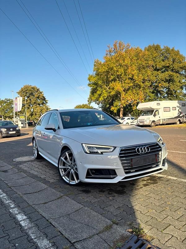 Weiß Gebraucht 2017 Audi A4 Kombi | 22.999 € (Etwas zu teuer) - Bild 1/4