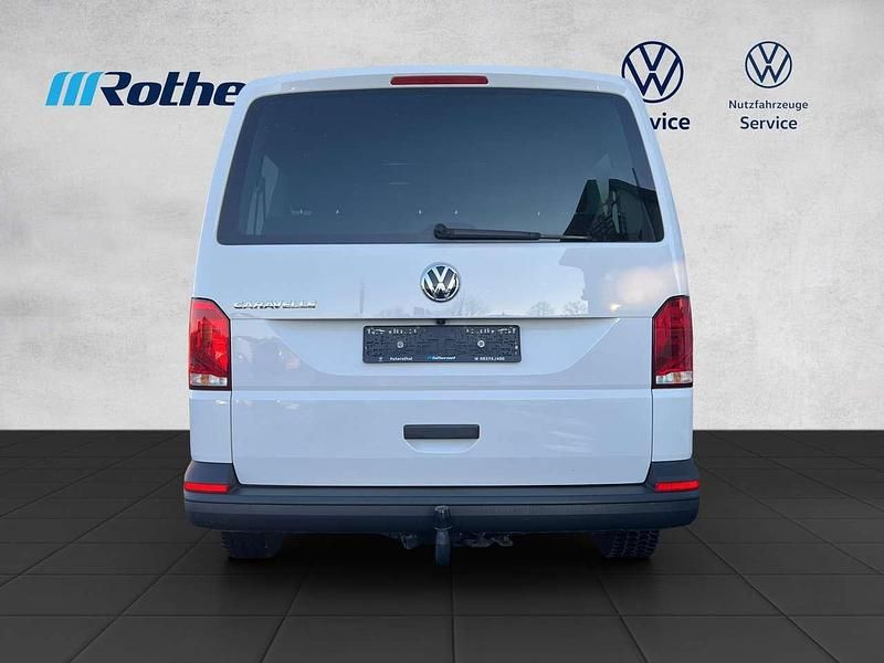 Second-hand VW Caravelle 150 CP (110 kW) 2021 Alb Van