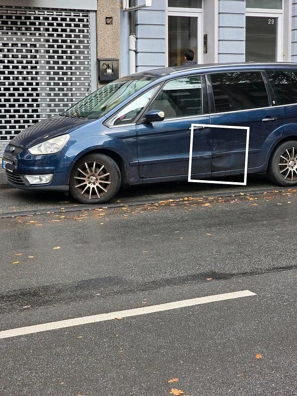 Blau Gebraucht 2007 Ford Galaxy Van / Kleinbus | 1.500 € - Bild 1/4