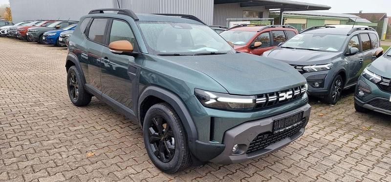 Neu Dacia Duster Extreme 140 PS (102 kW) 2025 Grün SUV
