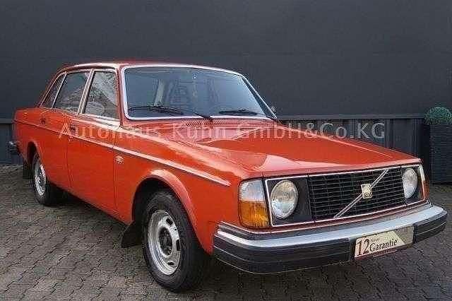 Gebraucht Volvo 240 90 PS (66 kW) 1978 Orange Limousine