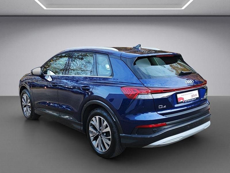 Gebraucht Audi Q4 e-tron Advanced 125 kW (170 PS) 2022 Navarrablau SUV