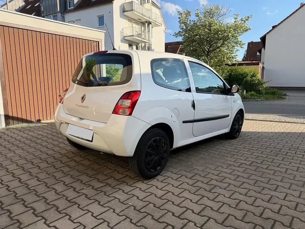 Używany Renault Twingo 75 KM (55 kW) 2011 Biały Hatchback