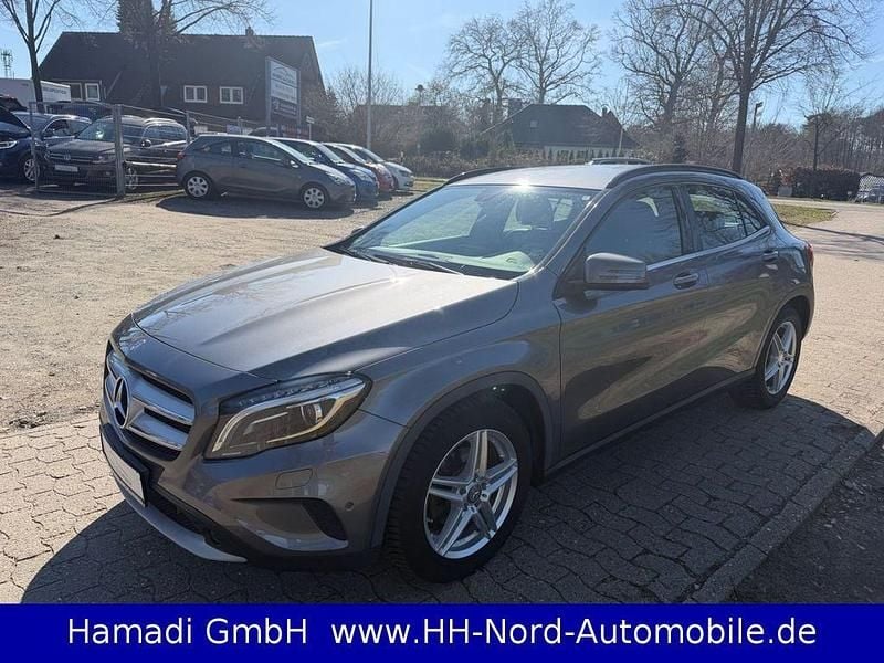 Gebraucht Mercedes GLA200 136 PS (100 kW) 2014 Grau SUV