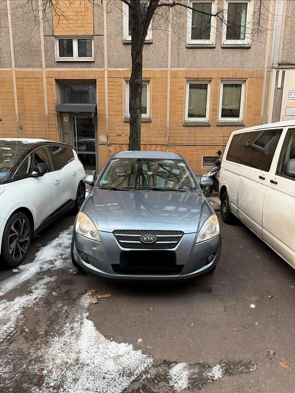 Blau Gebraucht 2007 Kia Ceed Kleinwagen | 1.600 € - Bild 1/4