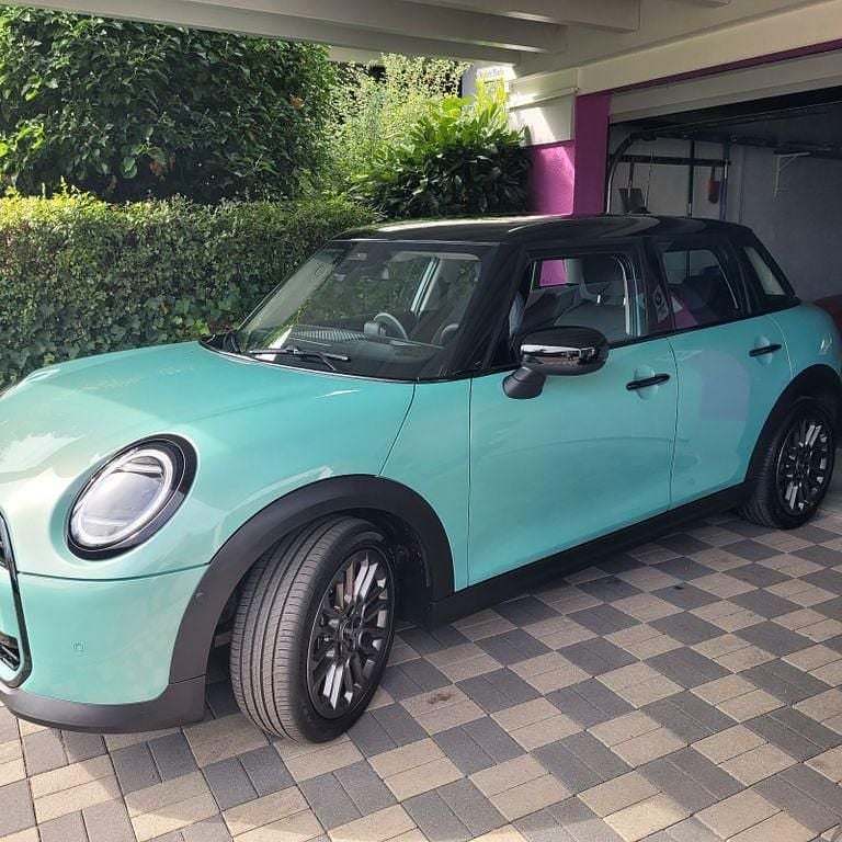 Gebraucht Mini Cooper Classic 156 PS (114 kW) 2024 Grün Kleinwagen