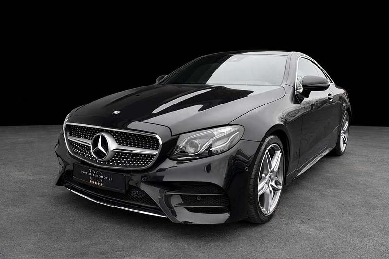 Gebraucht Mercedes E220 AMG line 194 PS (142 kW) 2017 Schwarz Coupé