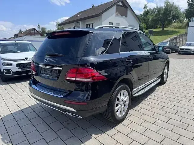 Gebraucht Mercedes GLE350 258 PS (189 kW) 2017 Schwarz SUV