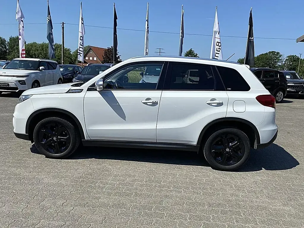 Gebraucht Suzuki Vitara 140 PS (102 kW) 2017 Weiß SUV