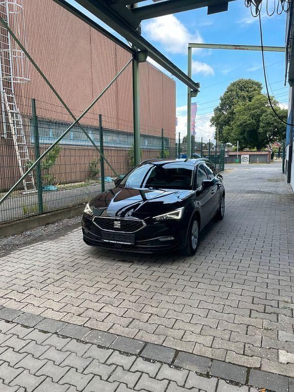 Schwarz Gebraucht 2021 Seat Leon Style Limousine | 18.890 € (Guter Preis) - Bild 1/4