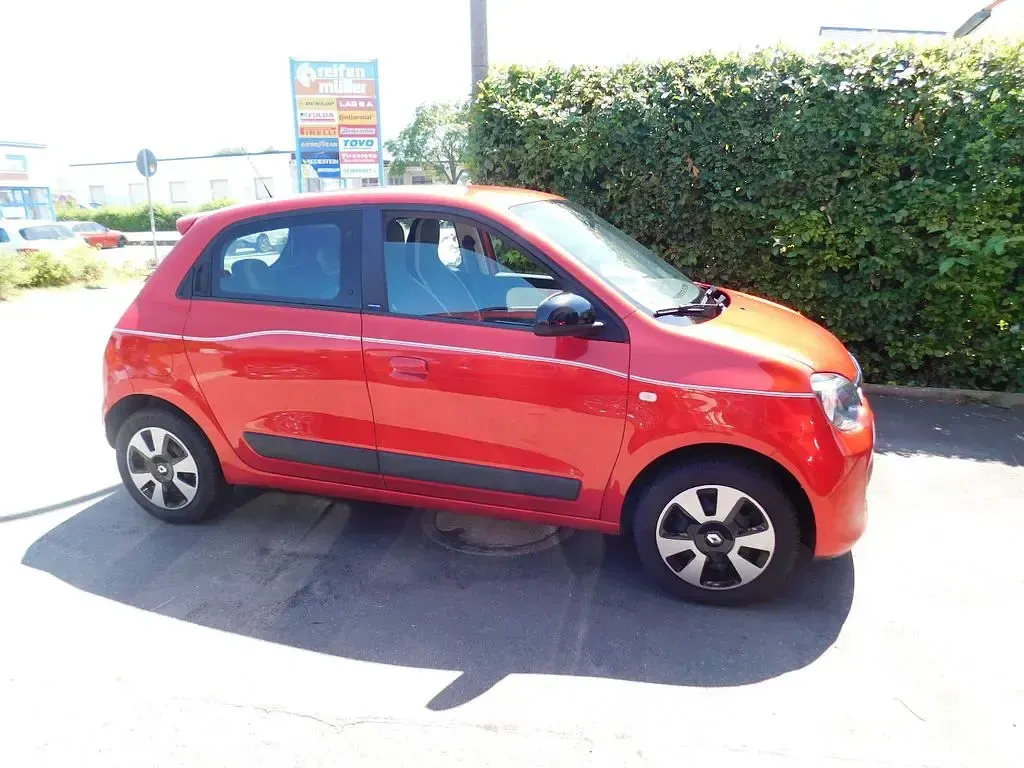 Gebraucht Renault Twingo LIMITED 69 PS (50 kW) 2017 Rot Kleinwagen