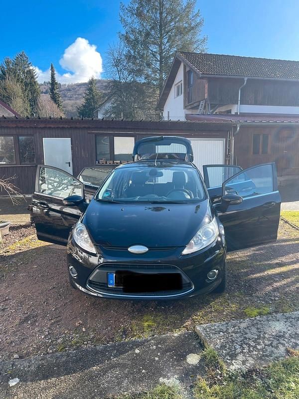 Gebraucht Ford Fiesta 80 PS (58 kW) 2009 Schwarz Kleinwagen