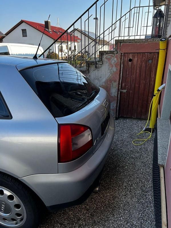 Gebraucht Audi A3 Ambition 150 PS (110 kW) 2001 Silber Kleinwagen
