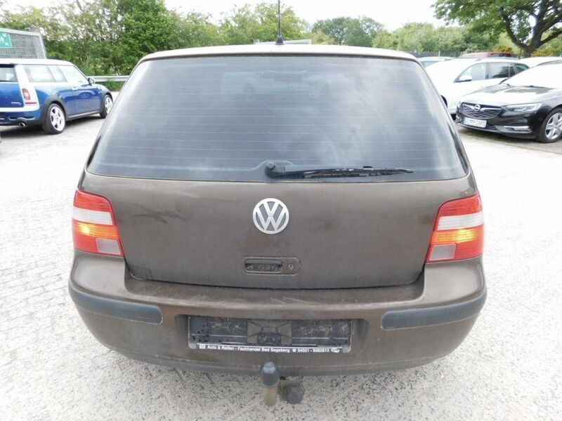 Gebraucht VW Golf IV 101 PS (74 kW) 2003 Braun Limousine