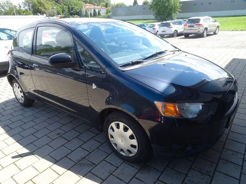 Schwarz Gebraucht 2009 Mitsubishi Colt Invite | 3.490 € (Etwas zu teuer) - Bild 1/4
