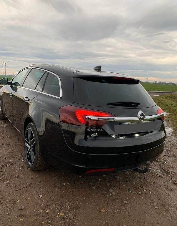 Gebraucht Opel Insignia Innovation 170 PS (125 kW) 2017 Schwarz Kombi