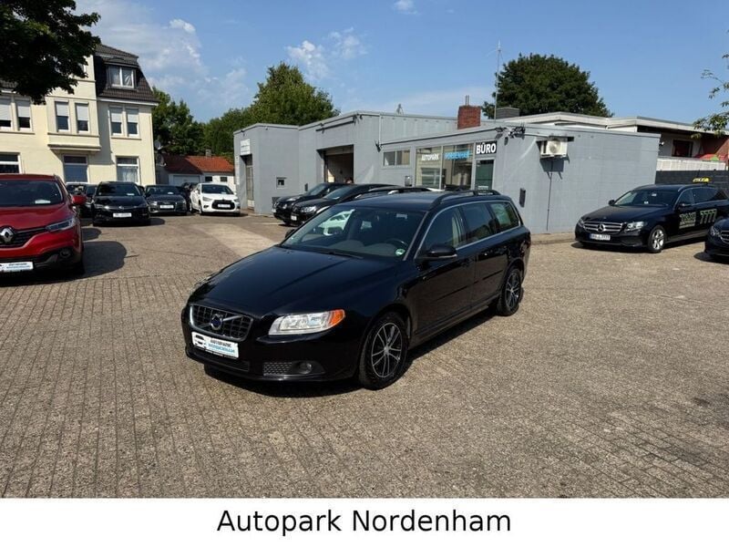 Schwarz Gebraucht 2011 Volvo V70 Kinetic Kombi | 3.950 € (Fairer Preis) - Bild 1/4