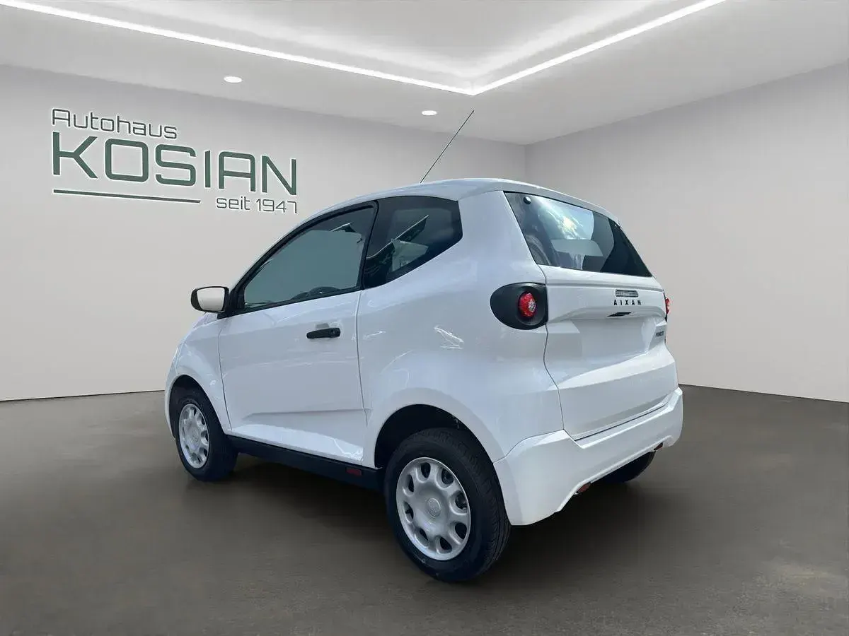 Nowe Aixam Minauto 2026 Biały Hatchback