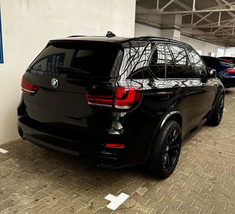 Gebraucht BMW X5 M50 Performance 381 PS (280 kW) 2017 Schwarz SUV