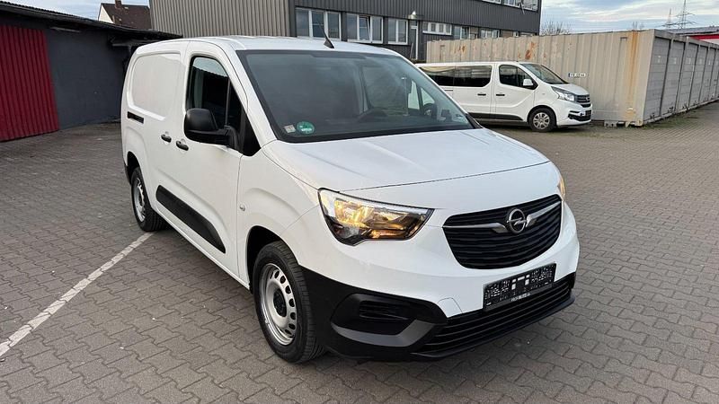 Gebraucht Opel Combo 102 PS (75 kW) 2022 Weiß Van / Kleinbus