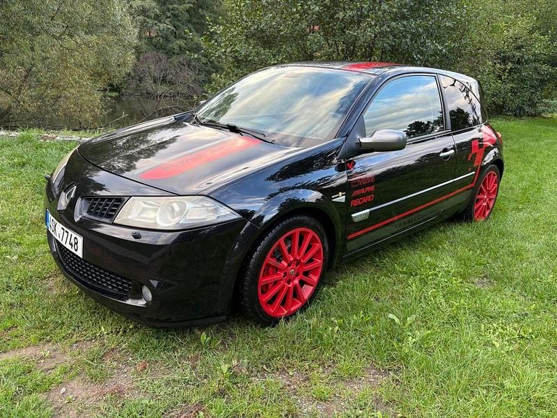 Schwarz Gebraucht 2007 Renault Mégane II Limousine | 9.999 € - Bild 1/4